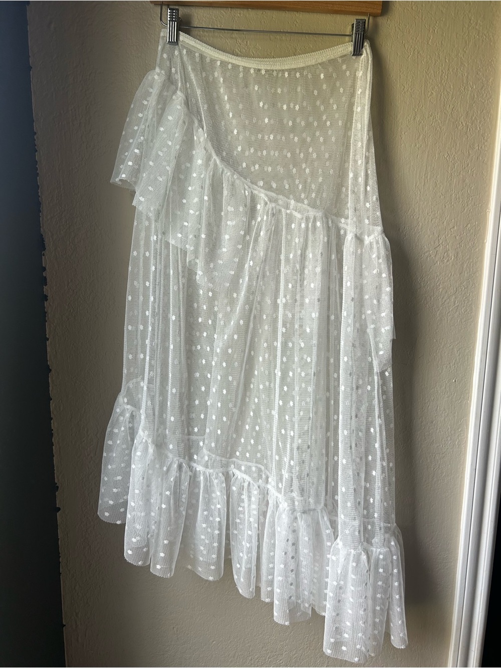 Free People White Polka Dot Sheer Ruffle Maxi Skirt in Size Medium - Festival